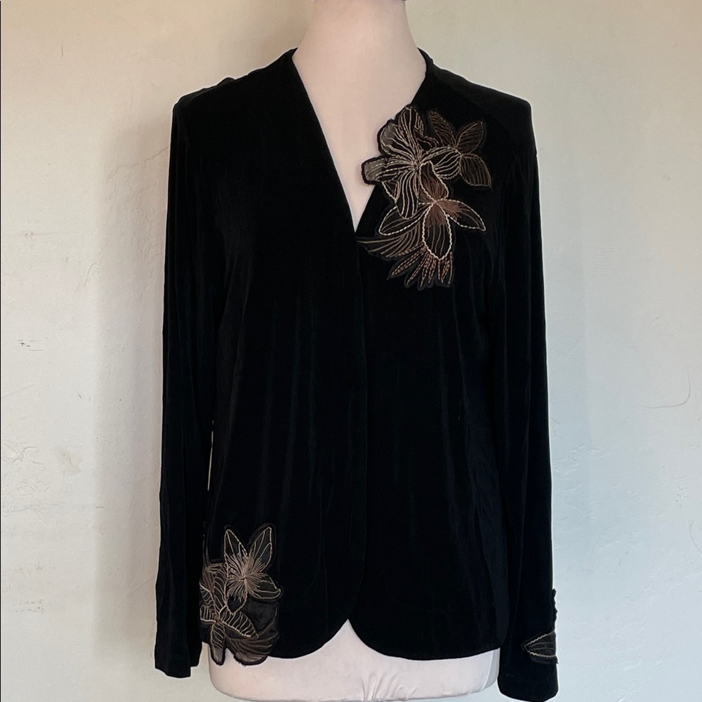 Chico's Travelers Open Front Black Floral Appliques Jacket Chico's Size 3